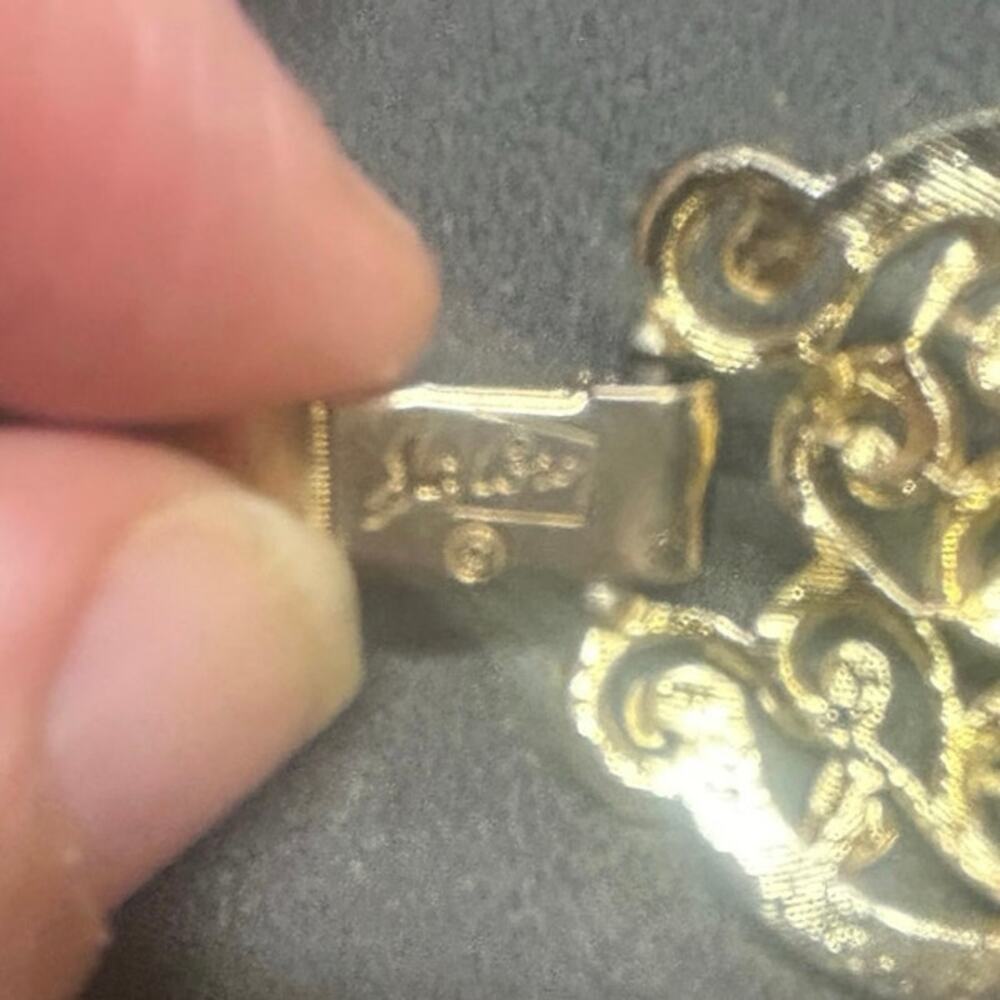 Vintage chunkyGold Tone Filigree Bracelet Boho Ornate Scroll Link Statement 7.5 - Picture 4 of 6